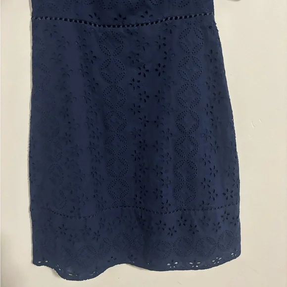 NWOT Women’s Vineyard Vines eyelet Dress Navy Blue Size 4 - Picture 4 of 5